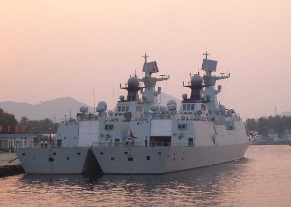 Hai tàu hộ vệ mới Type 054A của Hải quân Trung Quốc